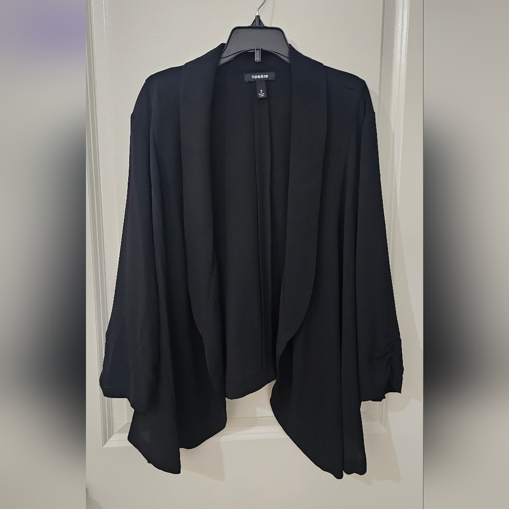 Torrid Women's Elegant Black Crepe Blazer